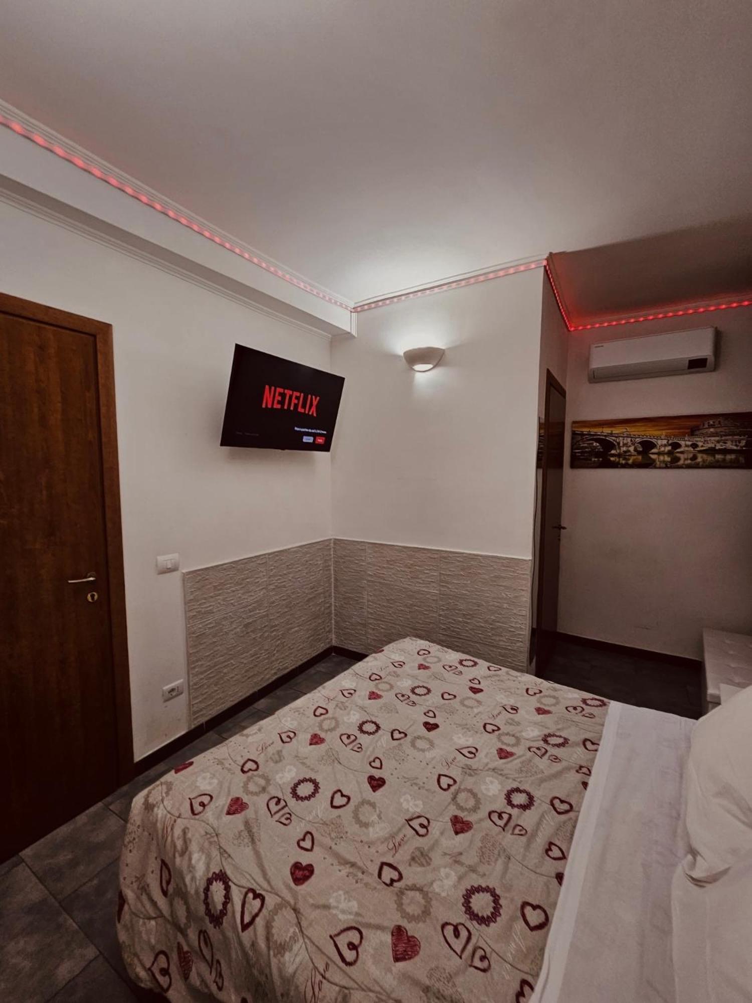 Couette-café A&f Colosseo 5*
